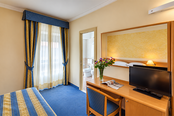 Camera-Comfort-doppia--Hotel-Continental-Roncadelle1